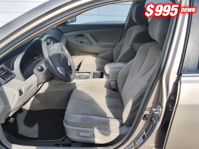 Toyota Camry Vehicle Image 07
