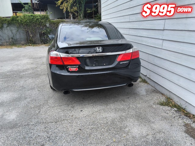 Honda Accord Sedan Vehicle Image 04