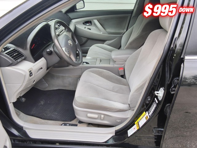 Toyota Camry Vehicle Image 06