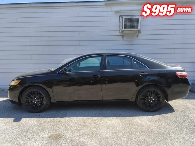 Toyota Camry Vehicle Image 04