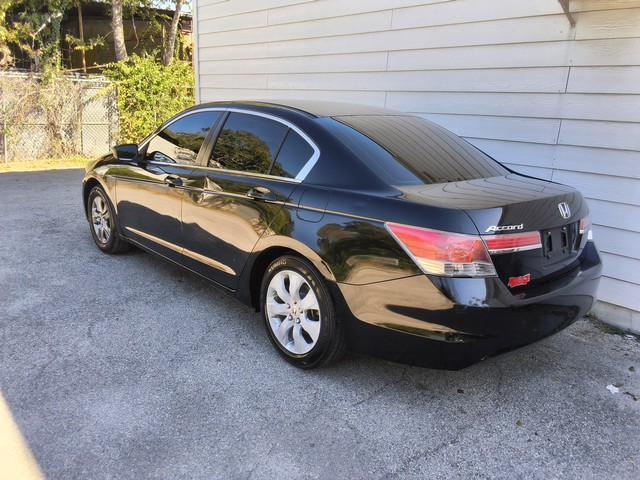 Honda Accord Sedan Vehicle Image 04