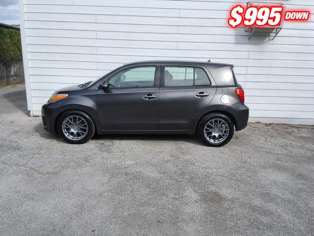 Scion xD Vehicle Image 03