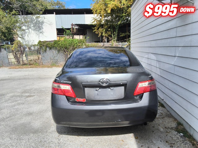 Toyota Camry Vehicle Image 03