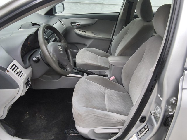 Toyota Corolla Vehicle Image 06