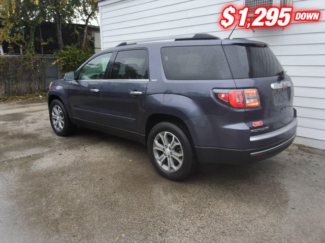 GMC Acadia Vehicle Image 02