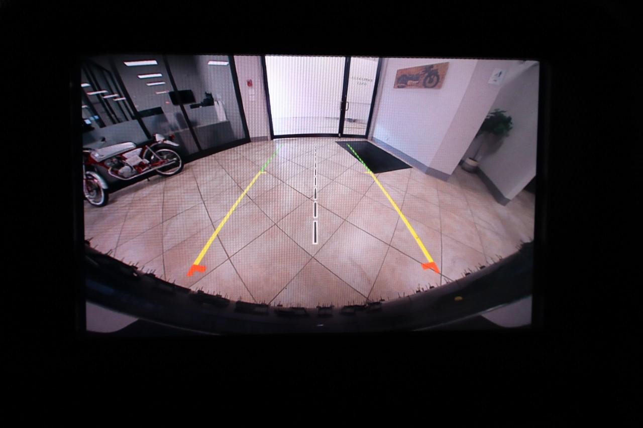 Jeep Wrangler Vehicle Full-screen Gallery Image 14