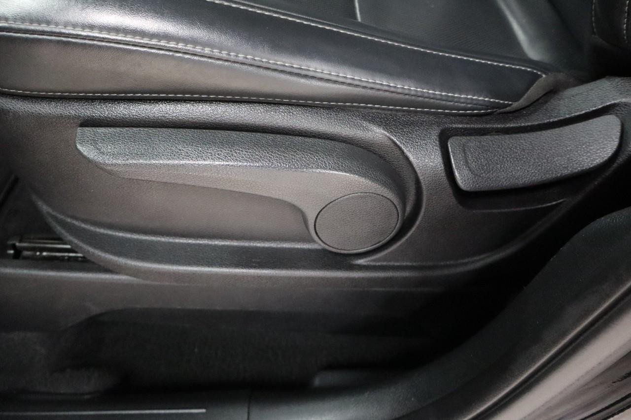 Kia Telluride Vehicle Full-screen Gallery Image 10