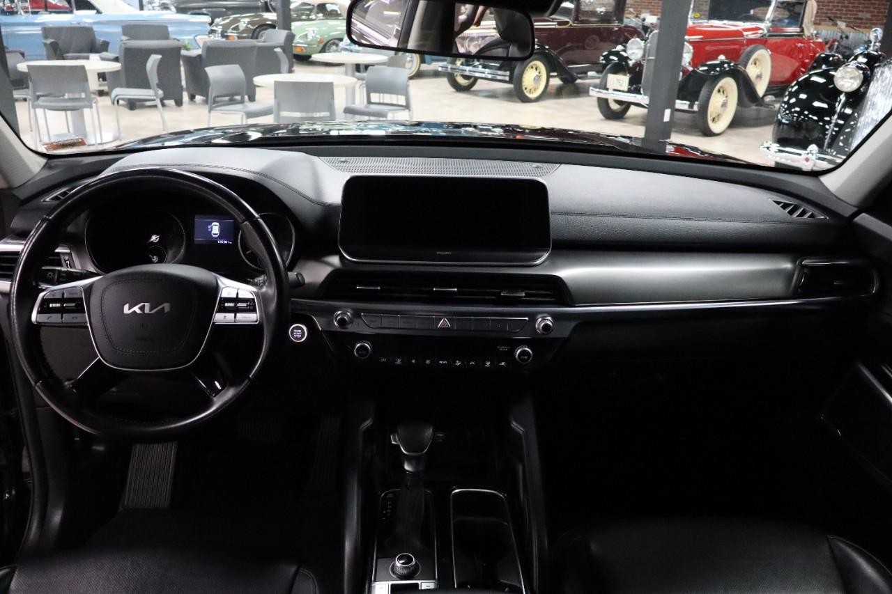 Kia Telluride Vehicle Full-screen Gallery Image 12