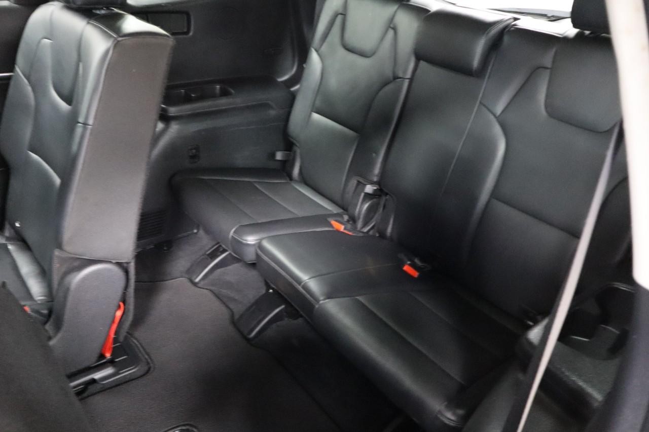 Kia Telluride Vehicle Full-screen Gallery Image 17