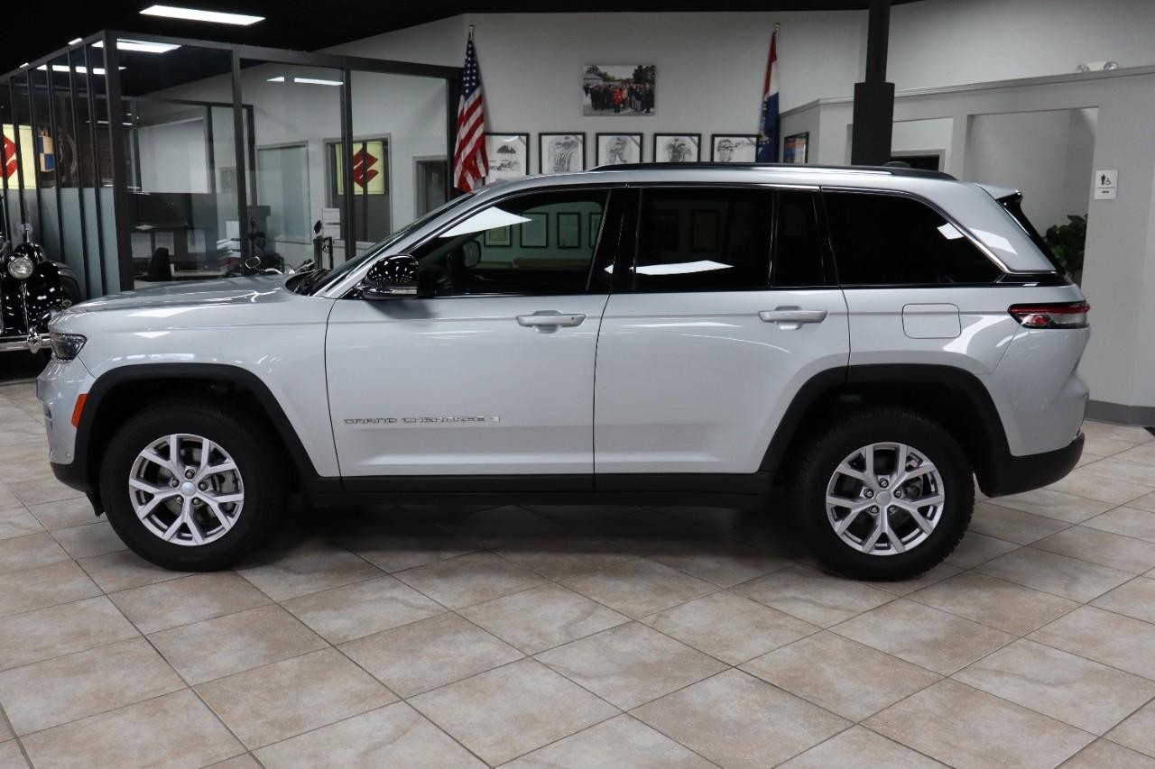 Jeep Grand Cherokee Vehicle Full-screen Gallery Image 2