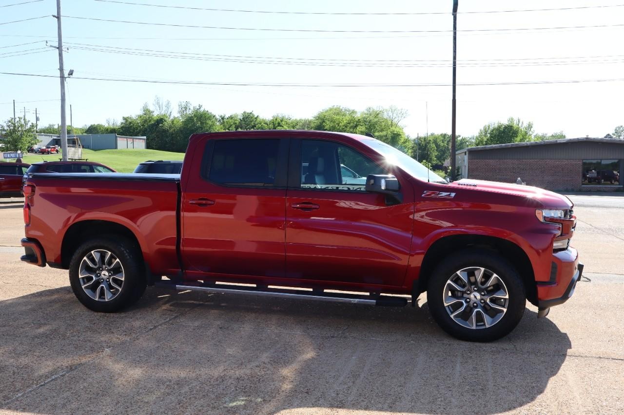 Chevrolet Silverado 1500 LTD Vehicle Full-screen Gallery Image 6