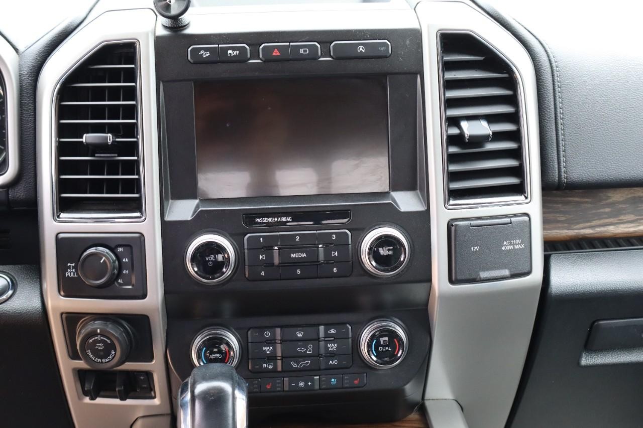 Ford F-150 Vehicle Full-screen Gallery Image 14