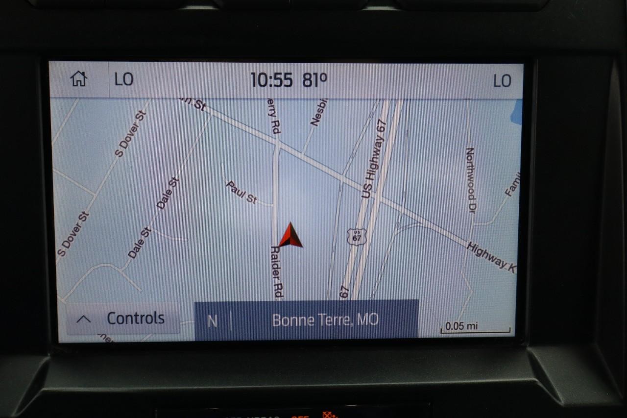 Ford F-150 Vehicle Full-screen Gallery Image 15