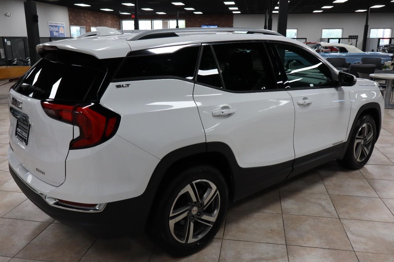 GMC Terrain Vehicle Full-screen Gallery Image 5