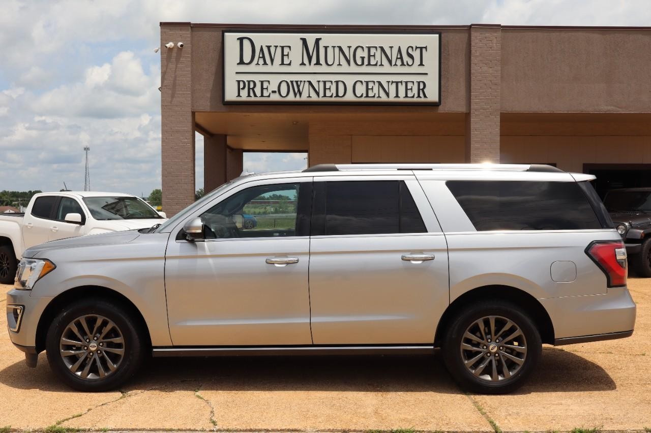 Ford Expedition Max Vehicle Full-screen Gallery Image 2