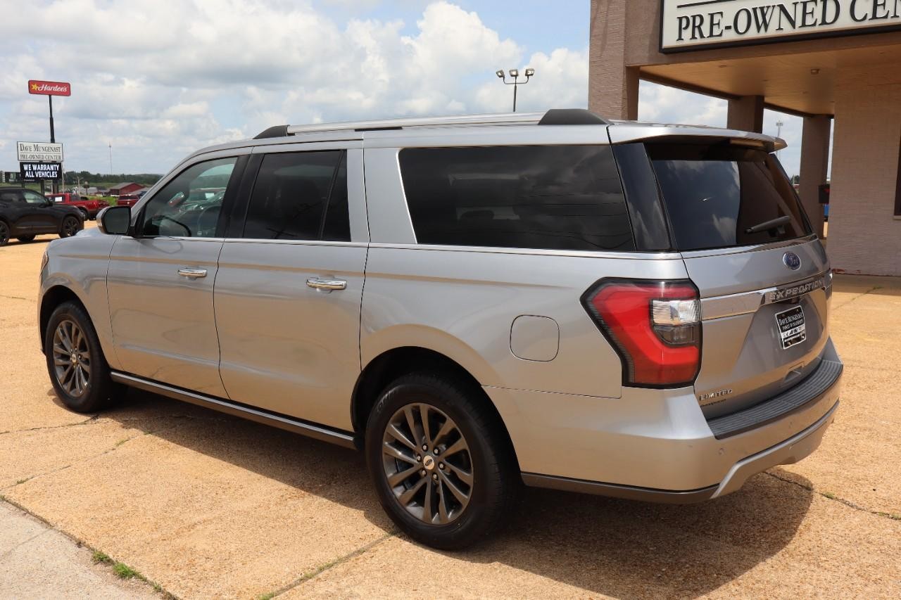 Ford Expedition Max Vehicle Full-screen Gallery Image 3