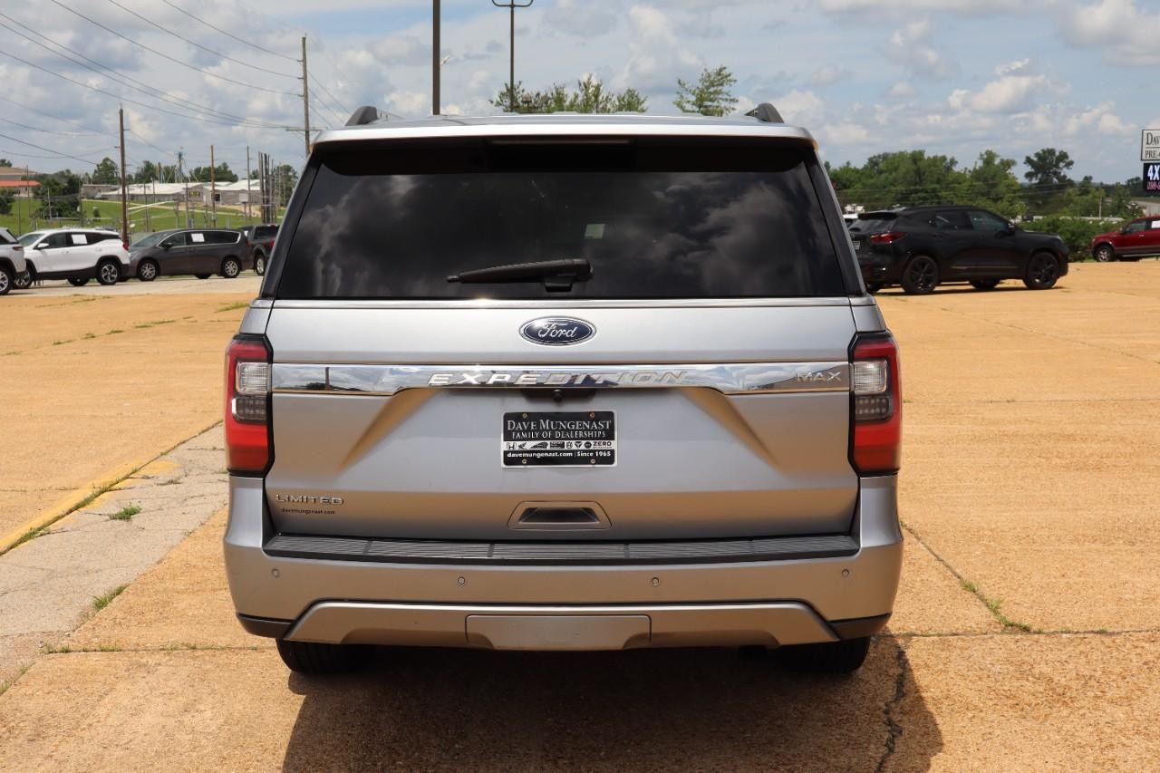 Ford Expedition Max Vehicle Full-screen Gallery Image 4