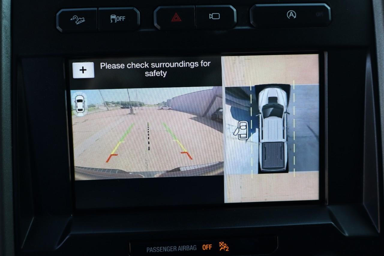 Ford F-150 Vehicle Full-screen Gallery Image 15