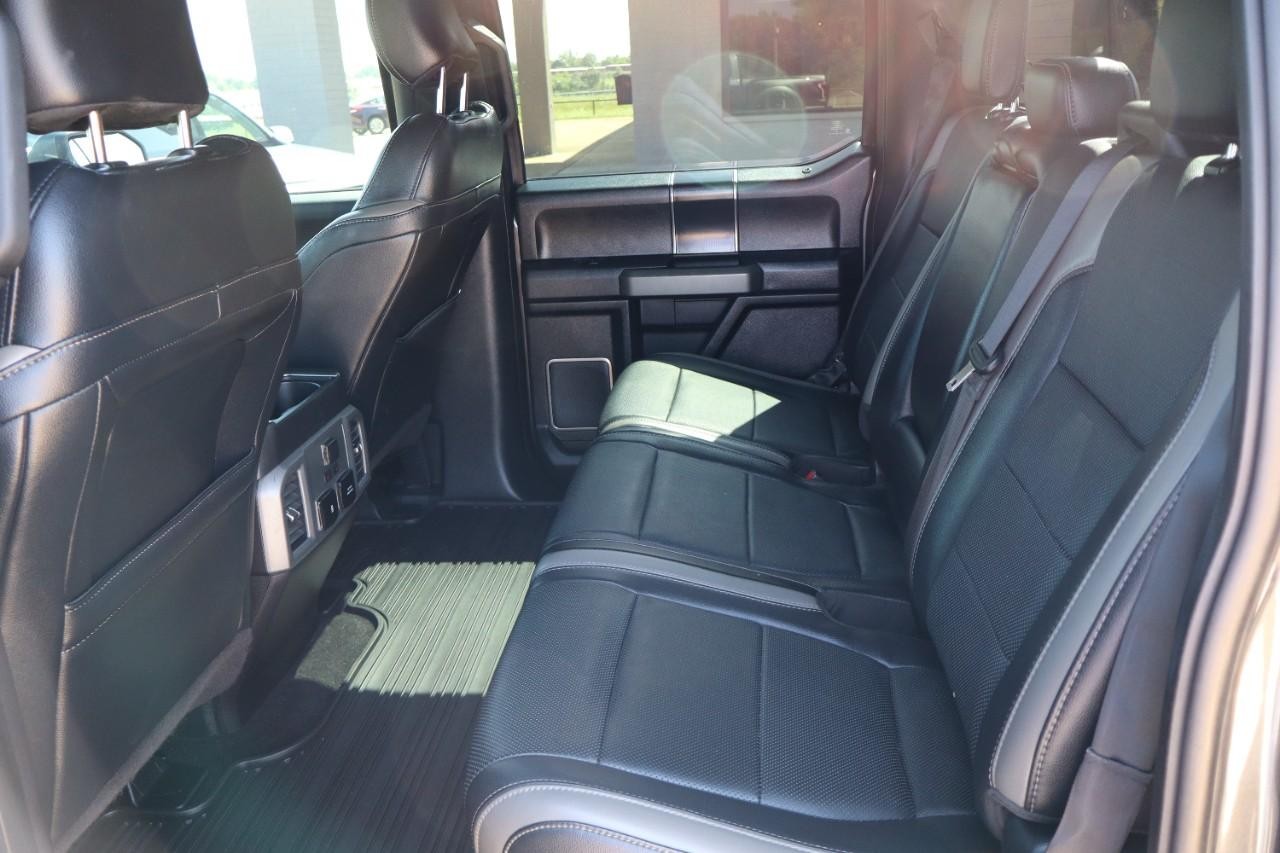 Ford F-150 Vehicle Full-screen Gallery Image 19