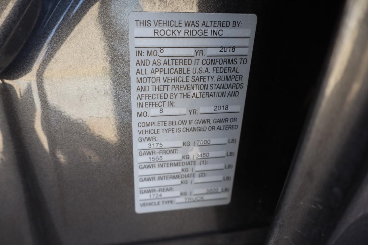 Ford F-150 Vehicle Full-screen Gallery Image 23