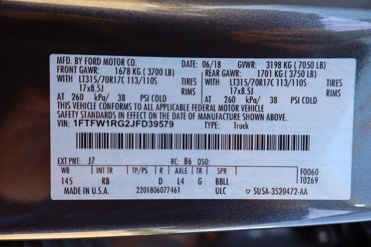 Ford F-150 Vehicle Full-screen Gallery Image 24