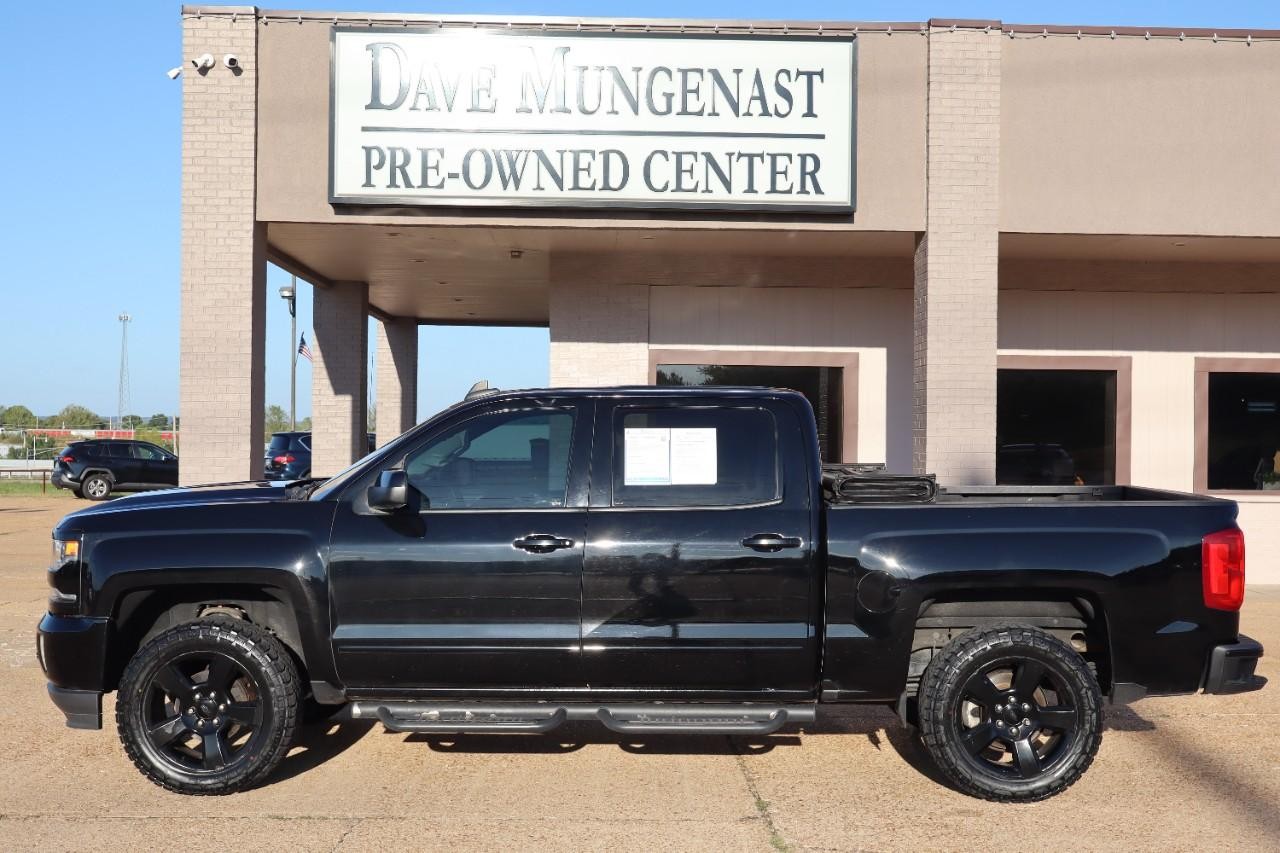 Chevrolet Silverado 1500 Vehicle Full-screen Gallery Image 2