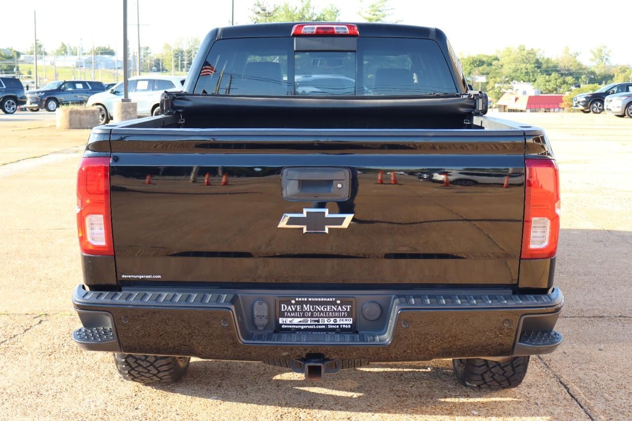 Chevrolet Silverado 1500 Vehicle Full-screen Gallery Image 4