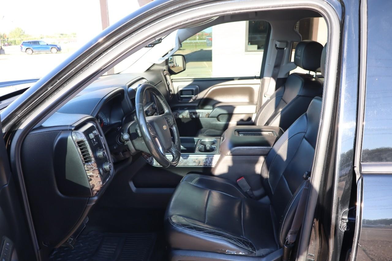 Chevrolet Silverado 1500 Vehicle Full-screen Gallery Image 10