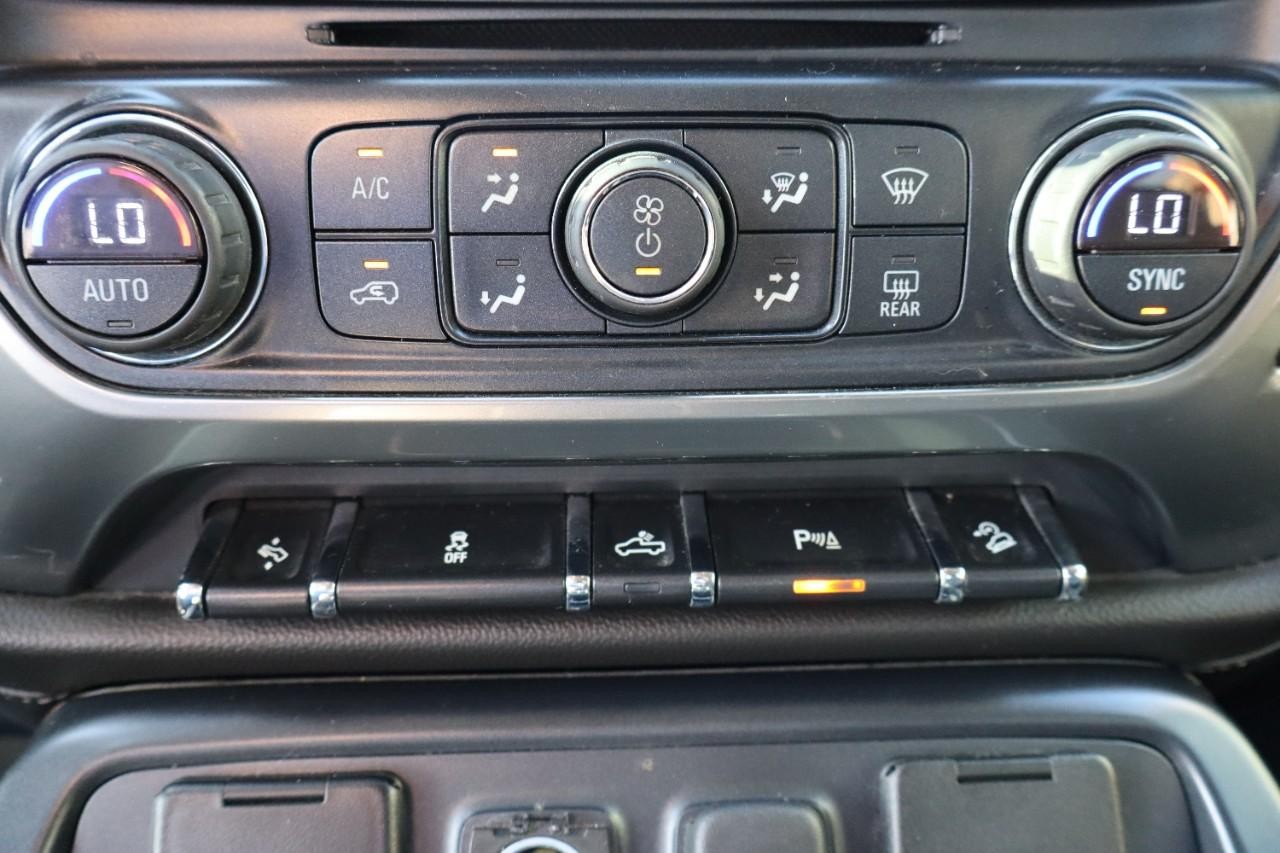 Chevrolet Silverado 1500 Vehicle Full-screen Gallery Image 17