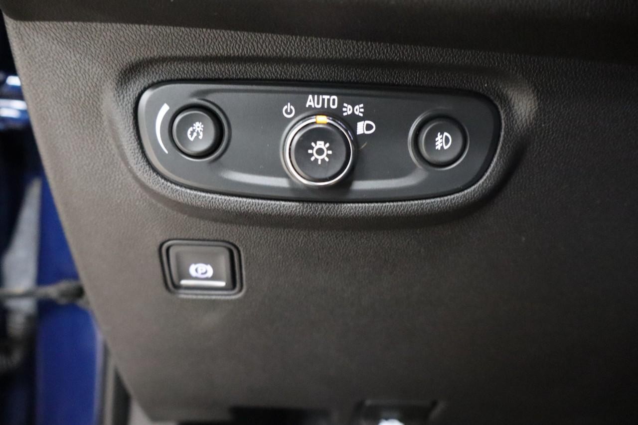 GMC Terrain Vehicle Full-screen Gallery Image 13