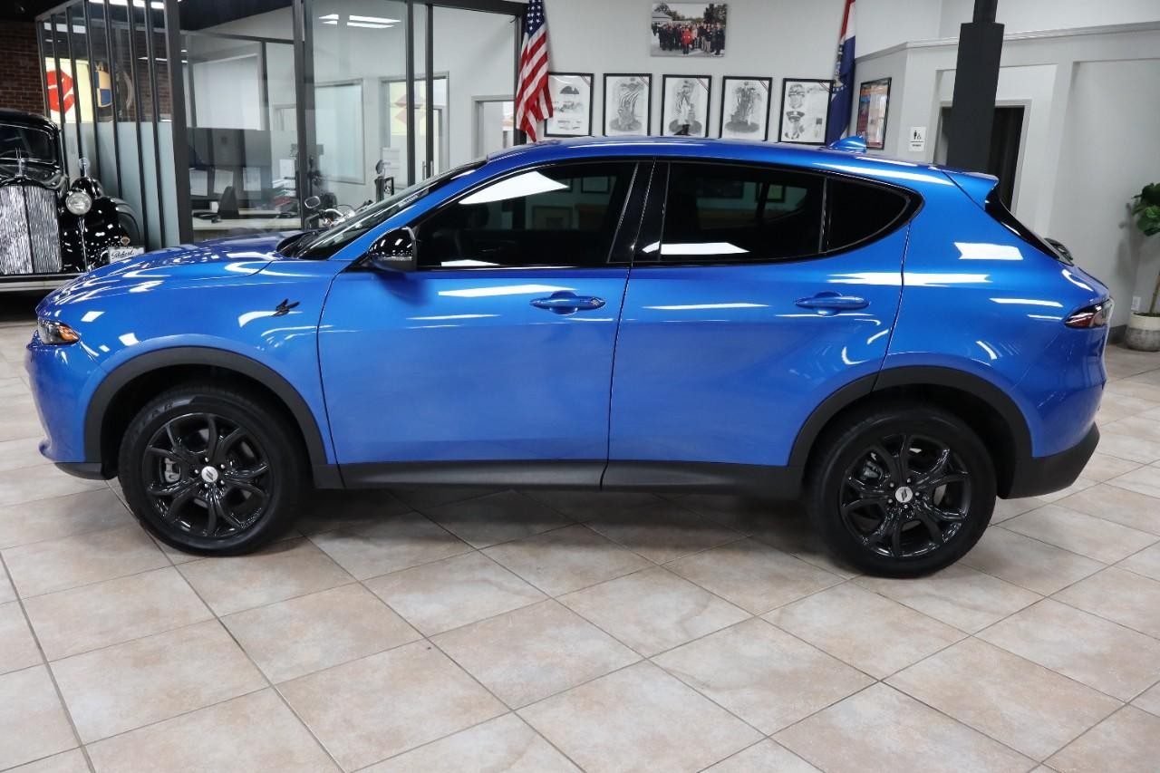 Dodge Hornet Vehicle Full-screen Gallery Image 2