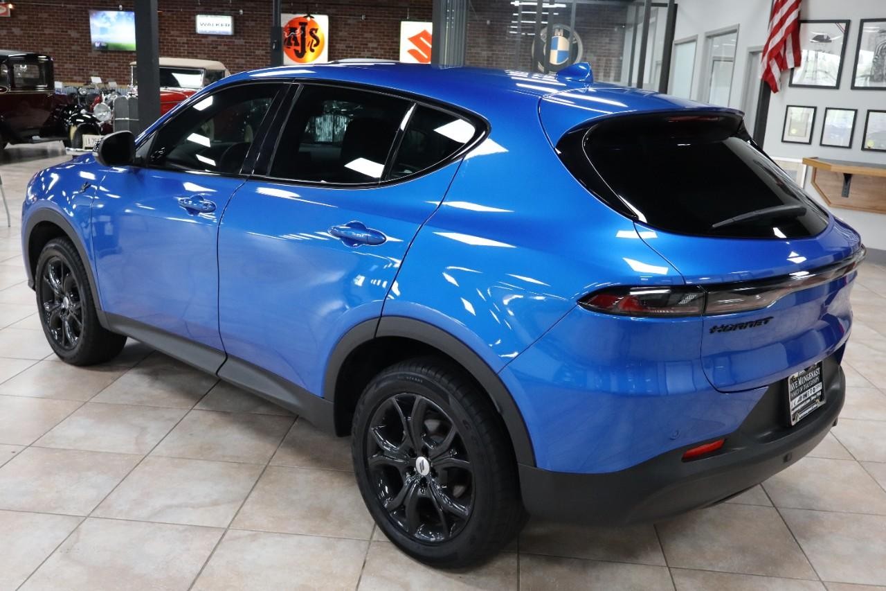 Dodge Hornet Vehicle Full-screen Gallery Image 3