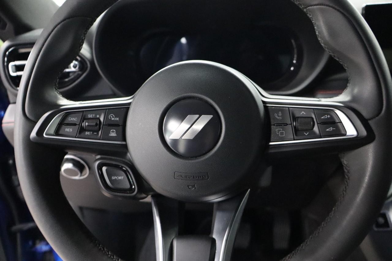 Dodge Hornet Vehicle Full-screen Gallery Image 13