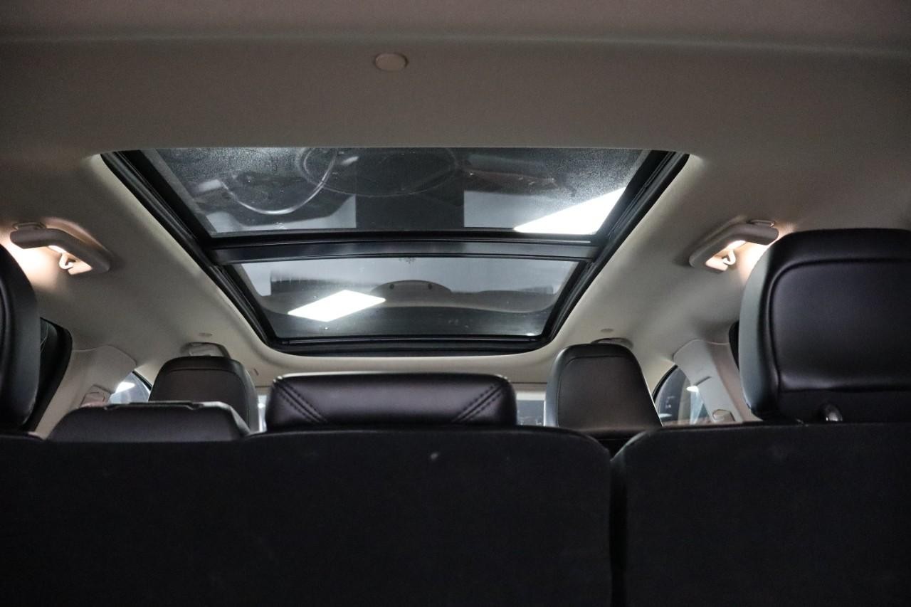 Lincoln Nautilus Vehicle Full-screen Gallery Image 18