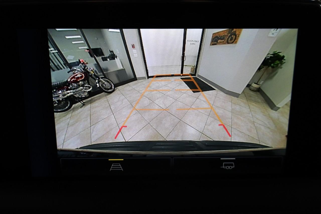 Chevrolet Tahoe Vehicle Full-screen Gallery Image 14