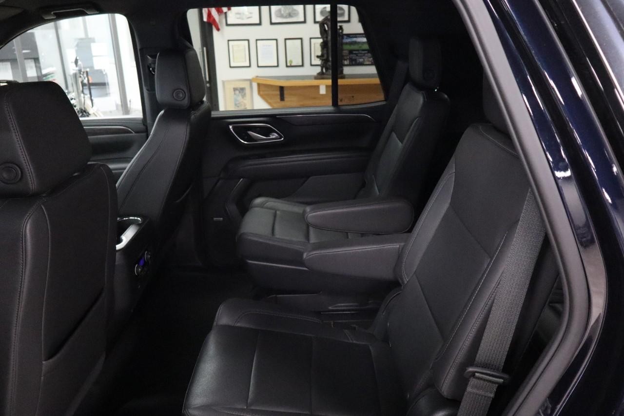 Chevrolet Tahoe Vehicle Full-screen Gallery Image 18