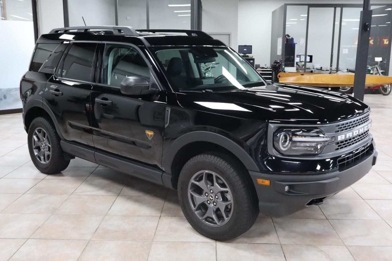 Ford Bronco Sport Vehicle Full-screen Gallery Image 7