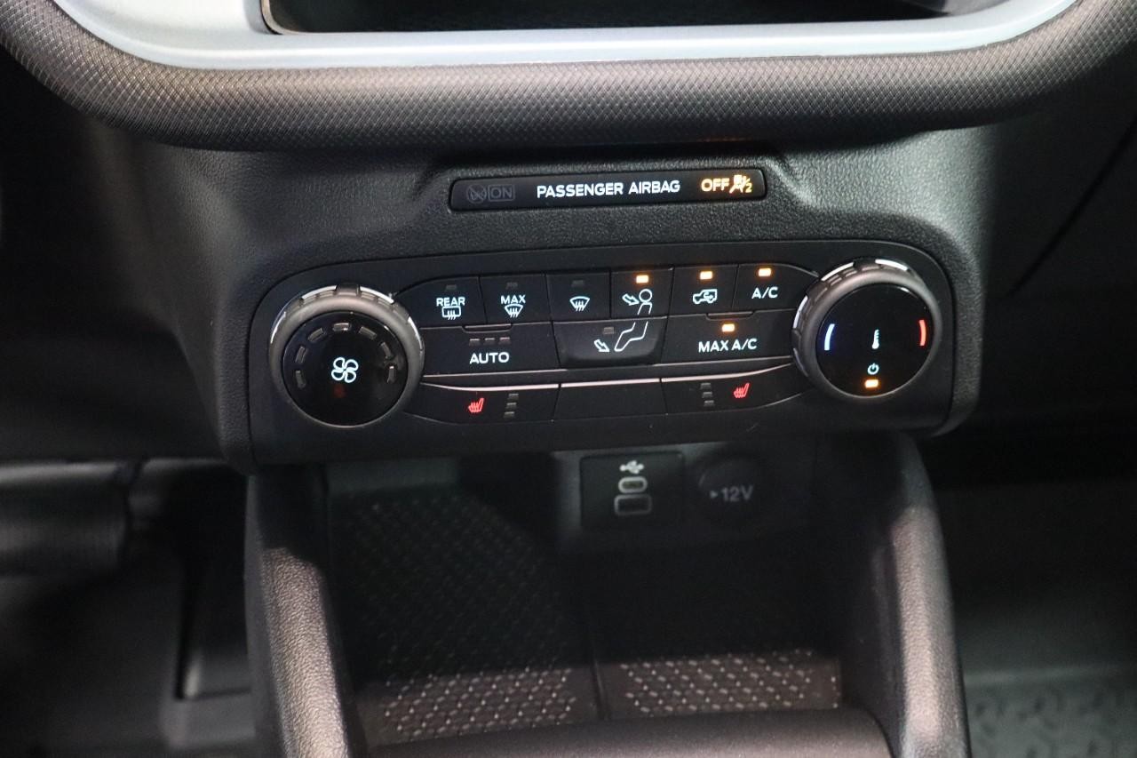 Ford Bronco Sport Vehicle Full-screen Gallery Image 15