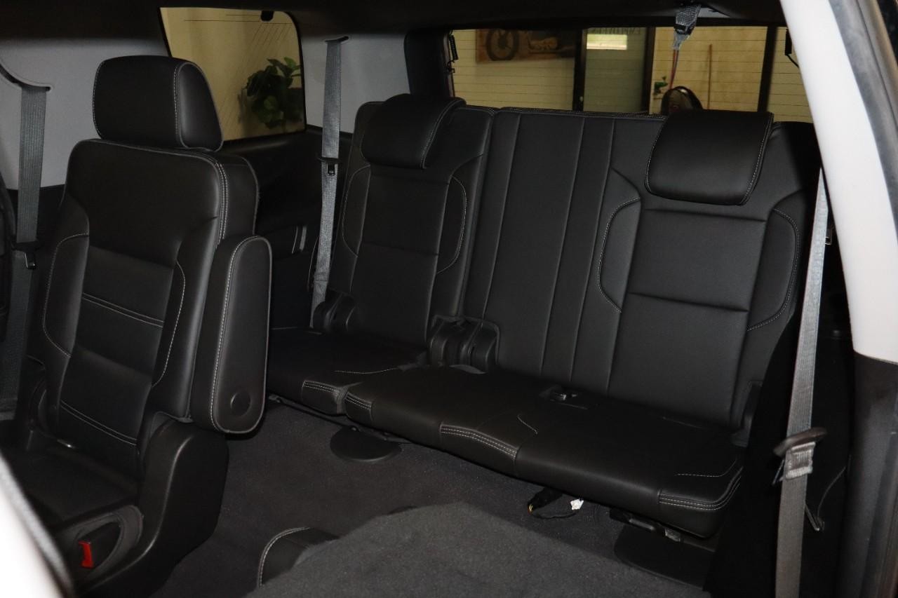 GMC Yukon Vehicle Full-screen Gallery Image 21