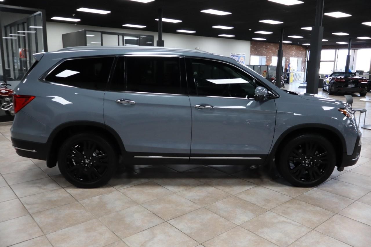 Honda Pilot Vehicle Full-screen Gallery Image 6