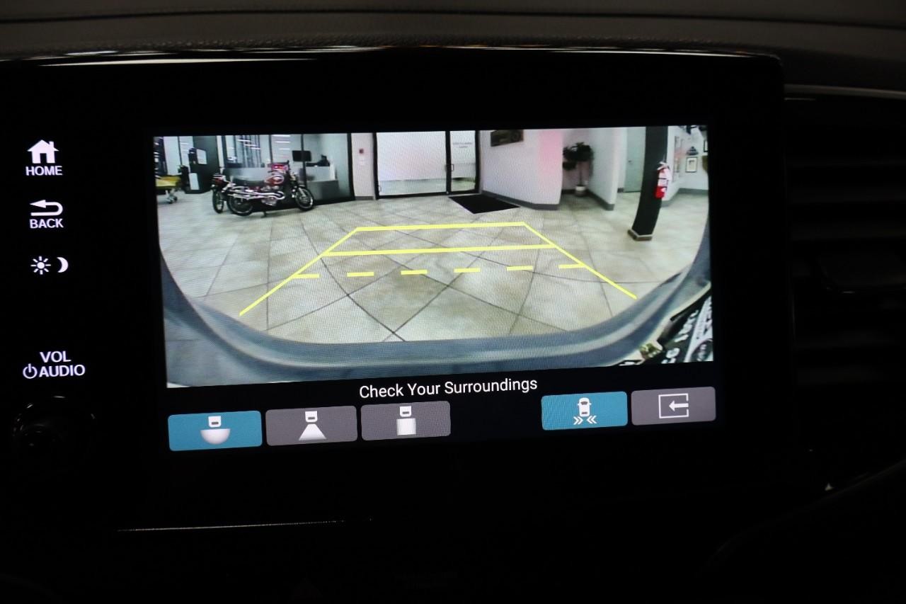 Honda Pilot Vehicle Full-screen Gallery Image 14