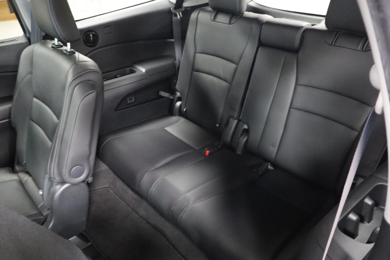 Honda Pilot Vehicle Full-screen Gallery Image 19