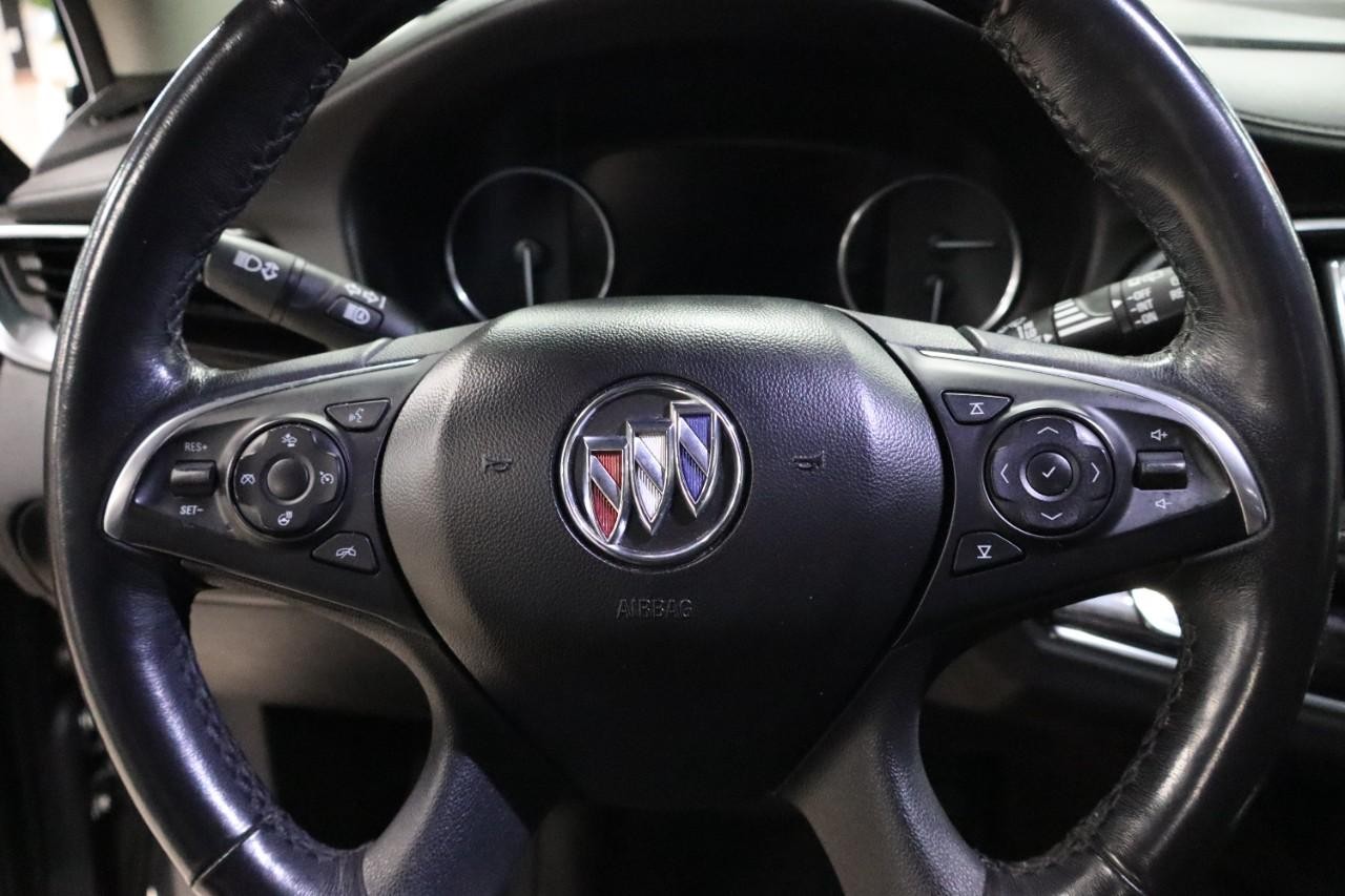 Buick Enclave Vehicle Full-screen Gallery Image 13