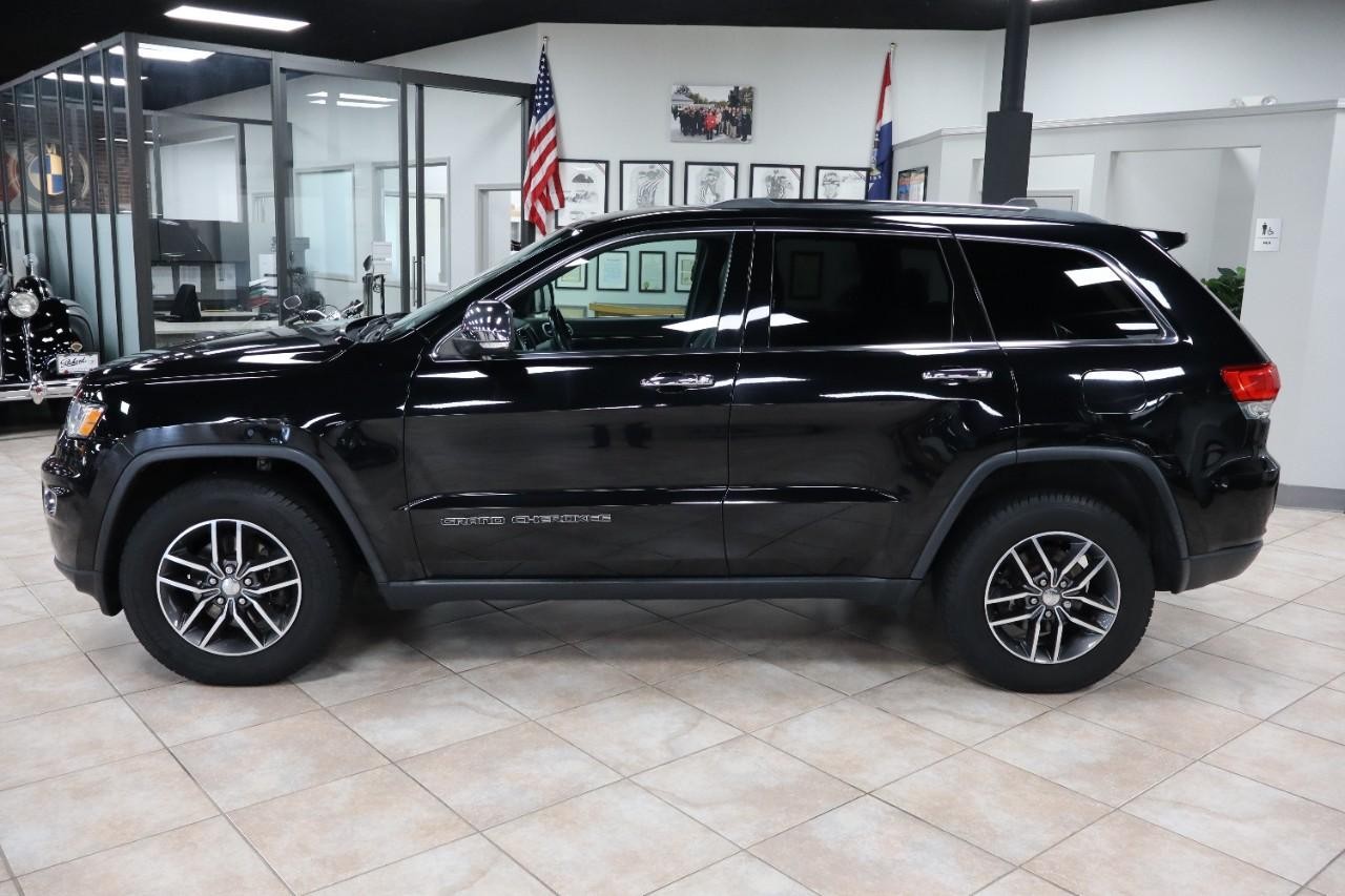 Jeep Grand Cherokee Vehicle Full-screen Gallery Image 2