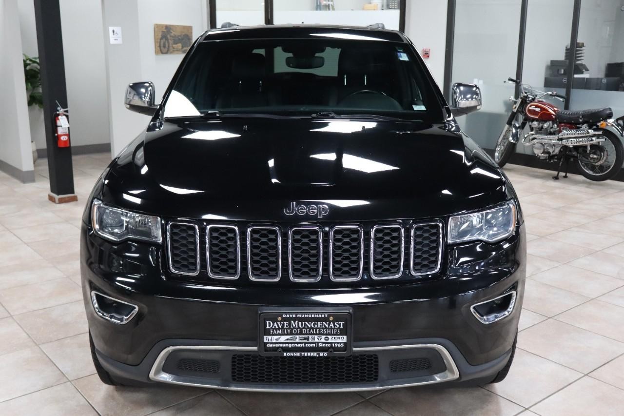 Jeep Grand Cherokee Vehicle Full-screen Gallery Image 8