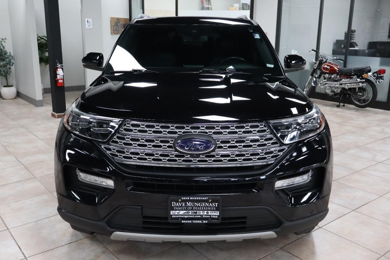 Ford Explorer Vehicle Full-screen Gallery Image 8