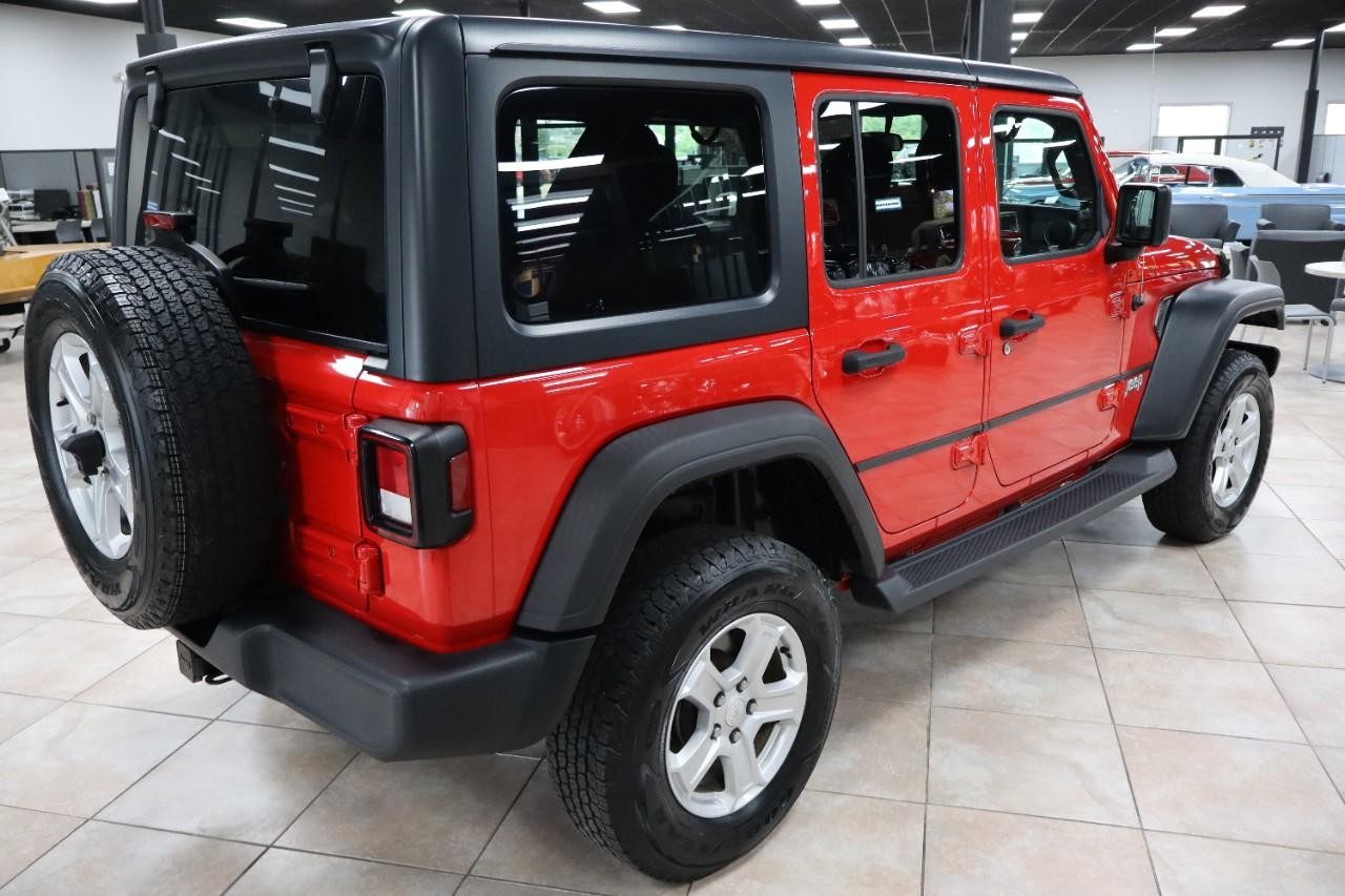 Jeep Wrangler Unlimited Vehicle Full-screen Gallery Image 5