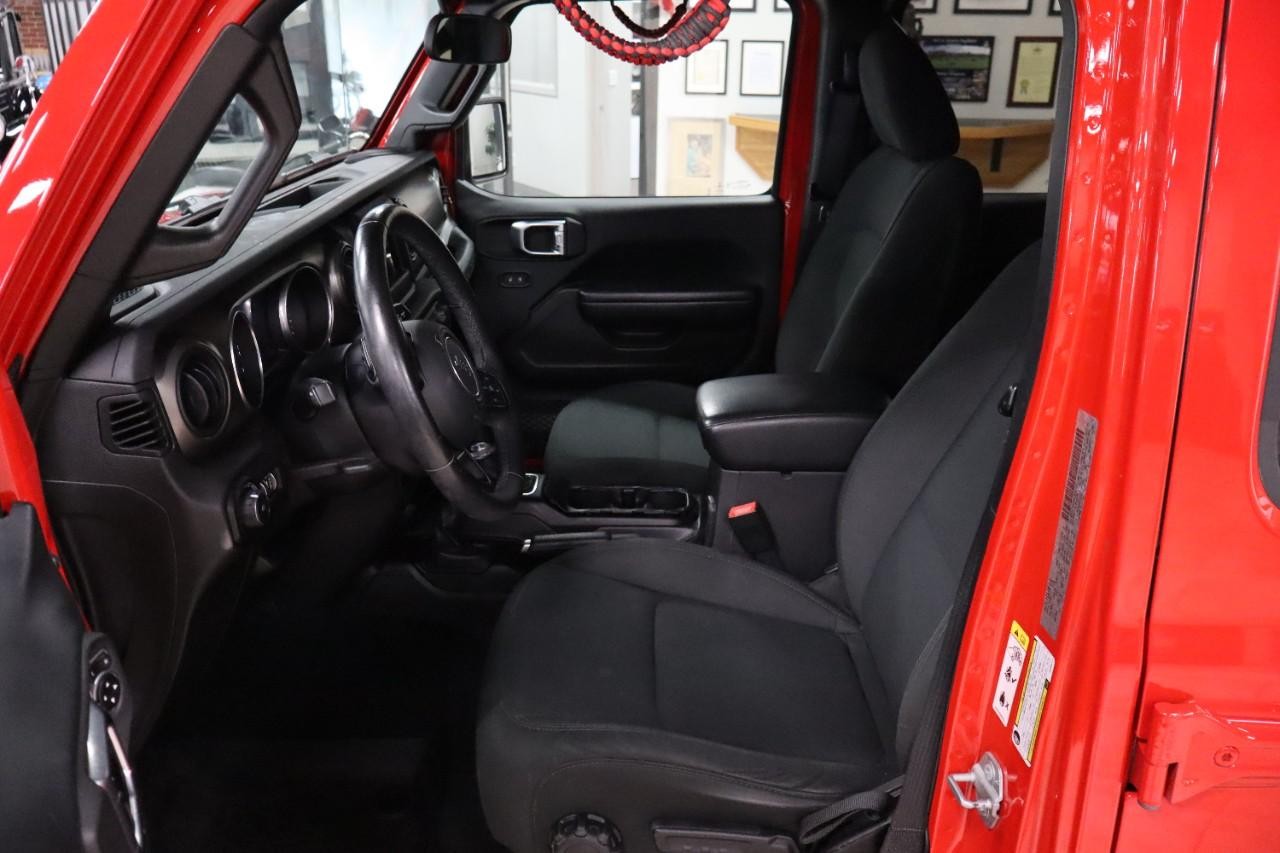 Jeep Wrangler Unlimited Vehicle Full-screen Gallery Image 9