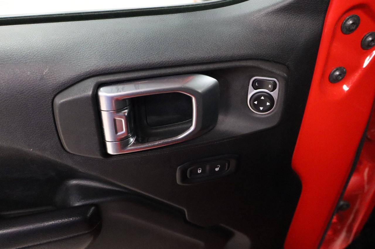 Jeep Wrangler Unlimited Vehicle Full-screen Gallery Image 11