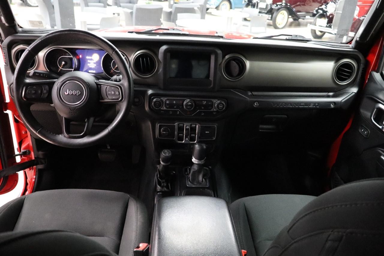 Jeep Wrangler Unlimited Vehicle Full-screen Gallery Image 13